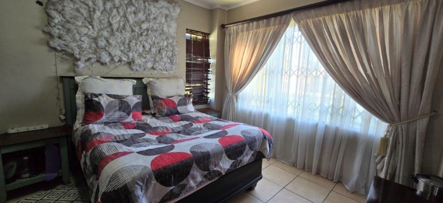 4 Bedroom Property for Sale in Amberfield Gauteng