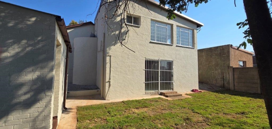 5 Bedroom Property for Sale in Proclamation Hill Gauteng