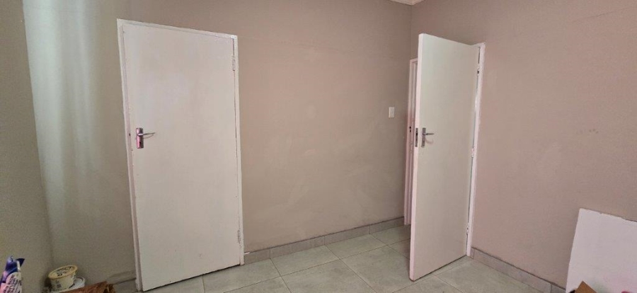 5 Bedroom Property for Sale in Proclamation Hill Gauteng