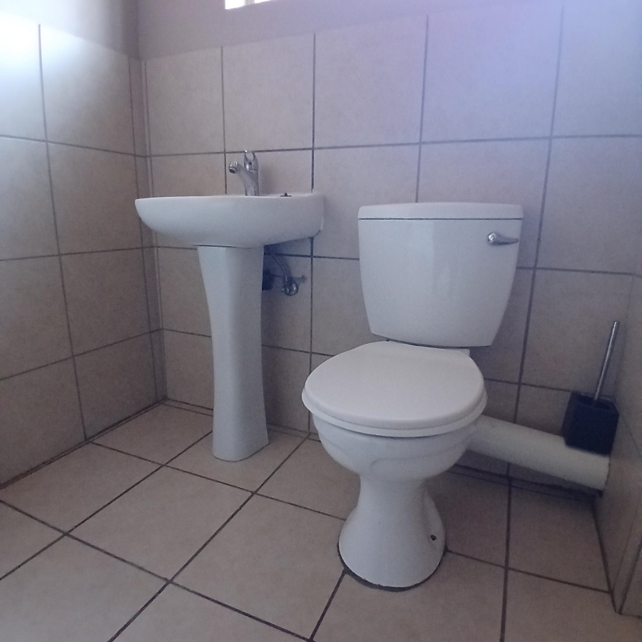 To Let 4 Bedroom Property for Rent in Theresa Park Gauteng