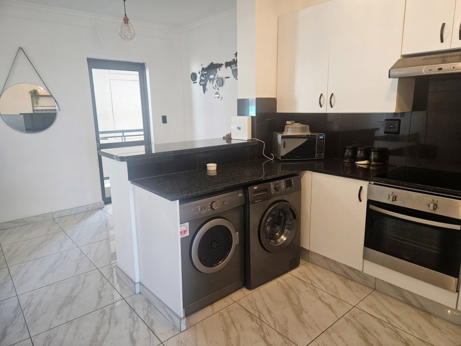 To Let 1 Bedroom Property for Rent in Sandown Gauteng