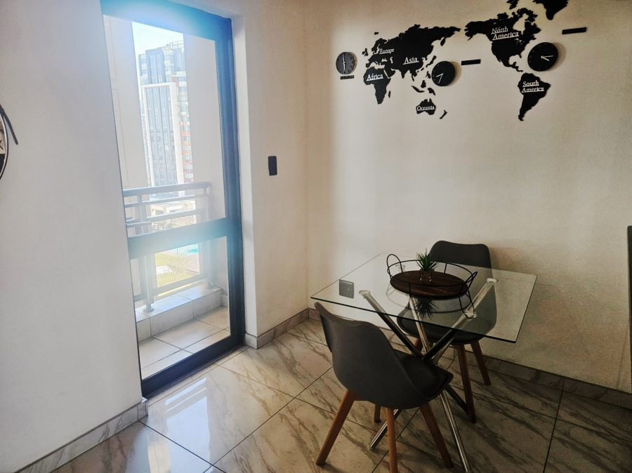 To Let 1 Bedroom Property for Rent in Sandown Gauteng