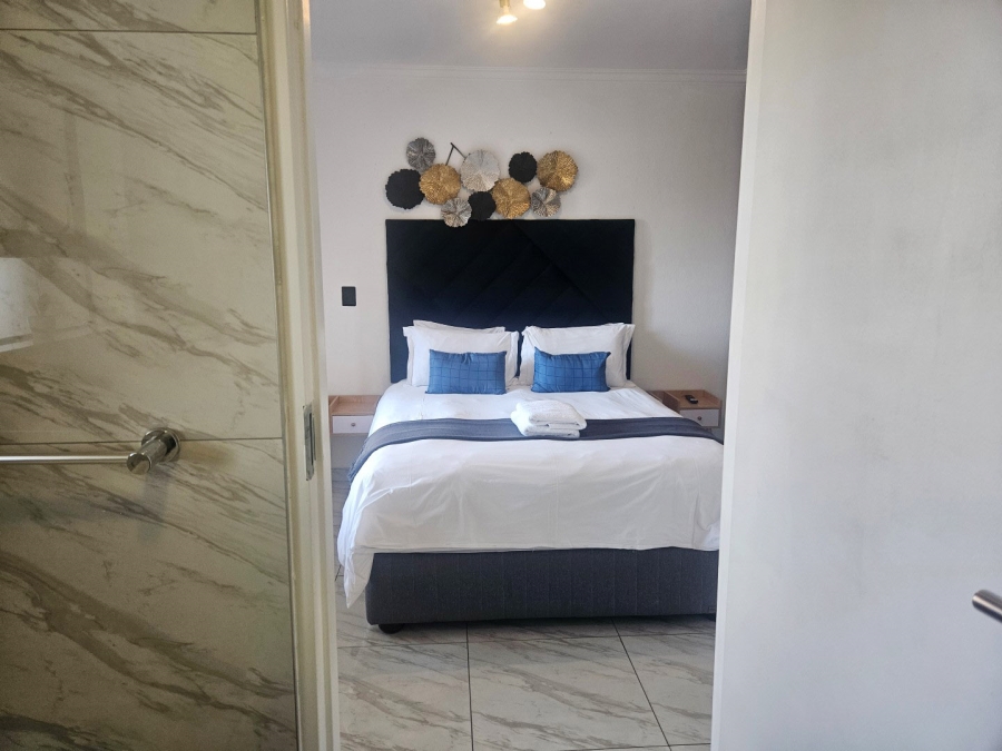 To Let 1 Bedroom Property for Rent in Sandown Gauteng
