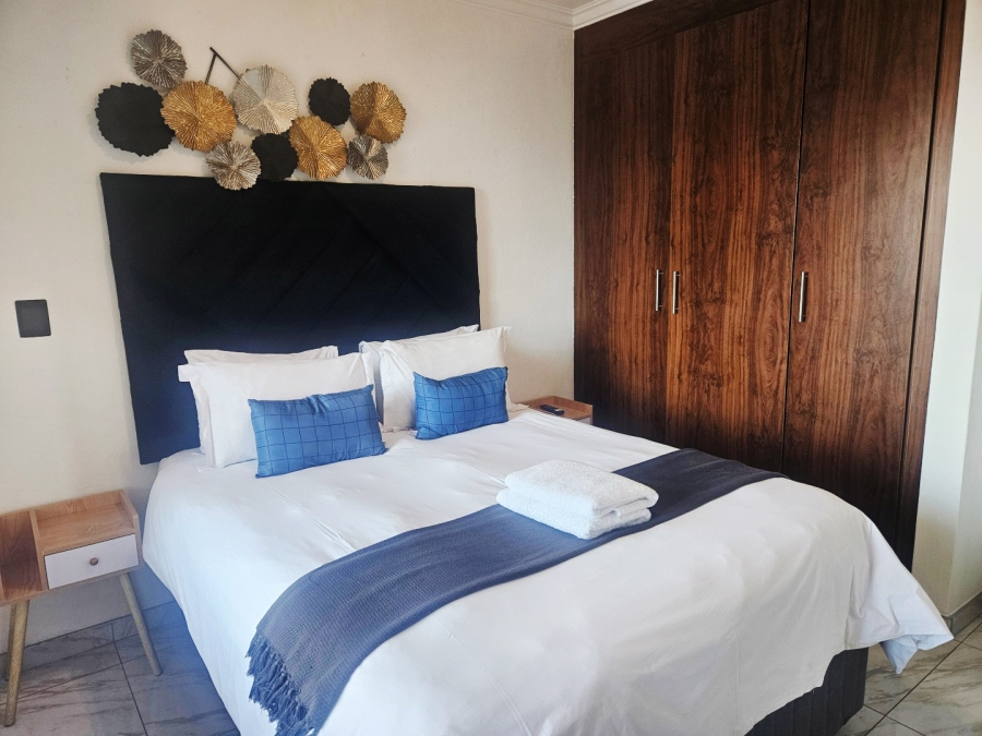 To Let 1 Bedroom Property for Rent in Sandown Gauteng