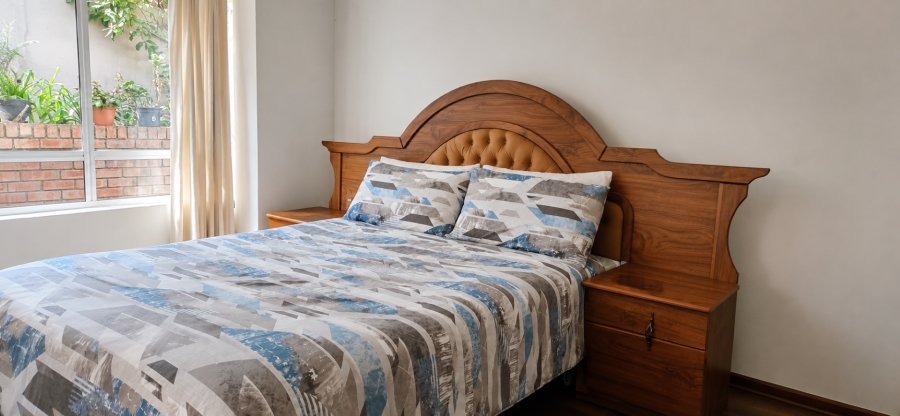 2 Bedroom Property for Sale in Saxonwold Gauteng