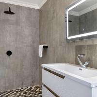 8 Bedroom Property for Sale in Noordwyk Gauteng