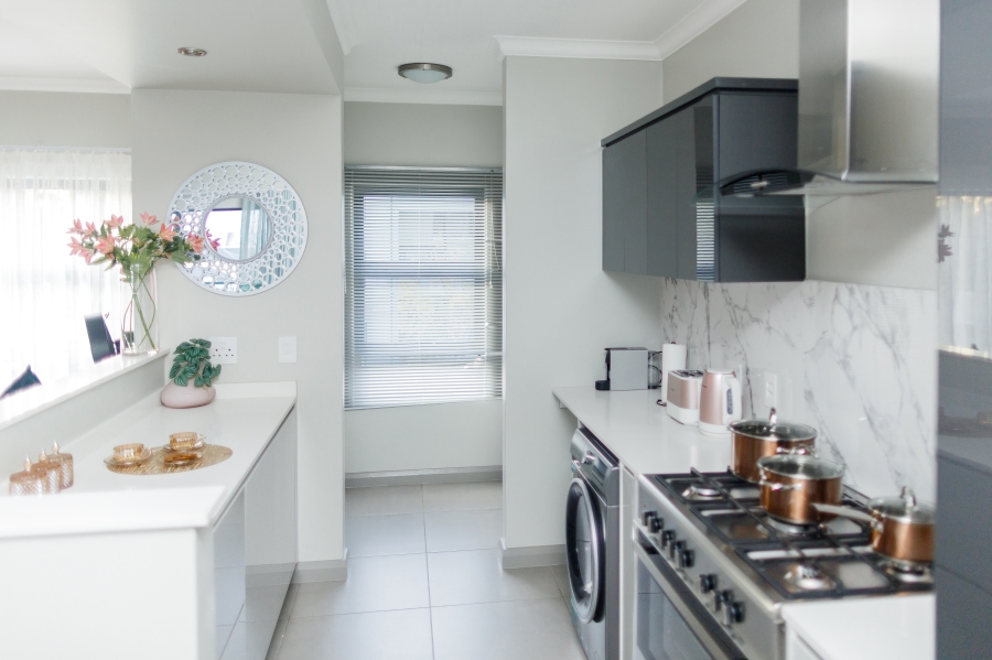 2 Bedroom Property for Sale in Carlswald Gauteng