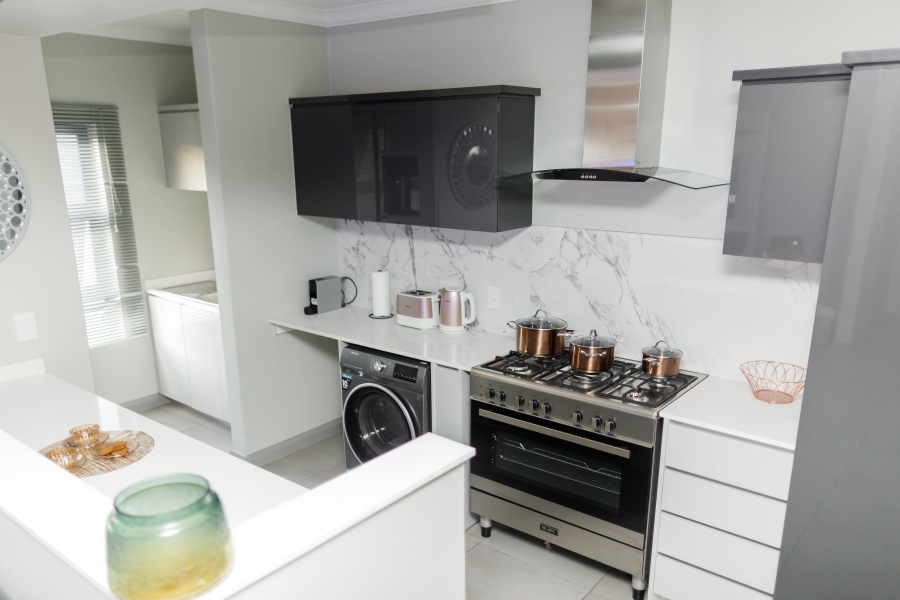 2 Bedroom Property for Sale in Carlswald Gauteng