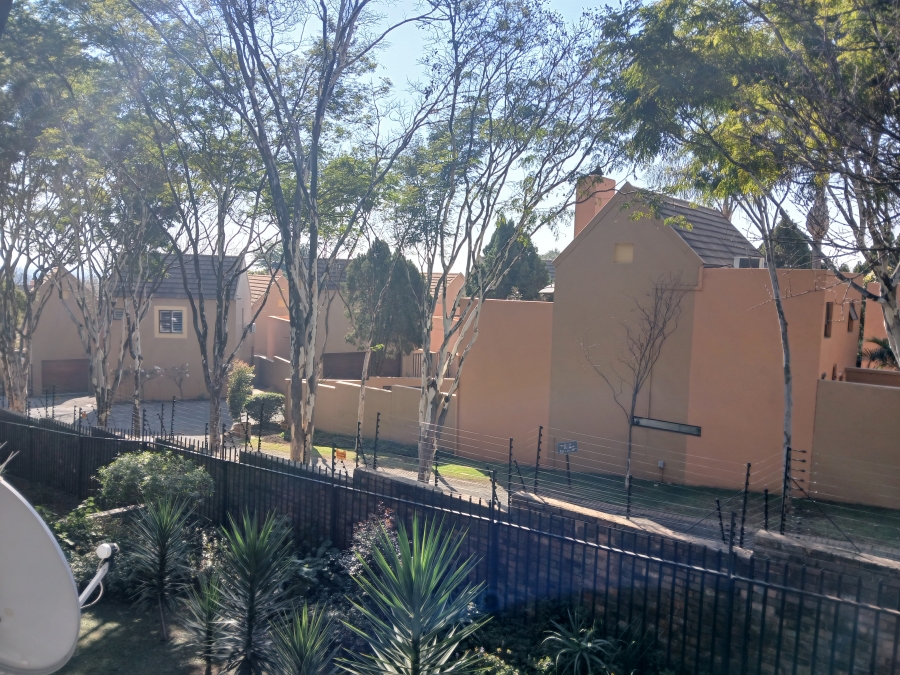 To Let 2 Bedroom Property for Rent in Randpark Ridge Gauteng