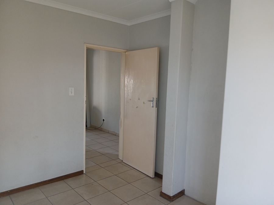 To Let 2 Bedroom Property for Rent in Randpark Ridge Gauteng