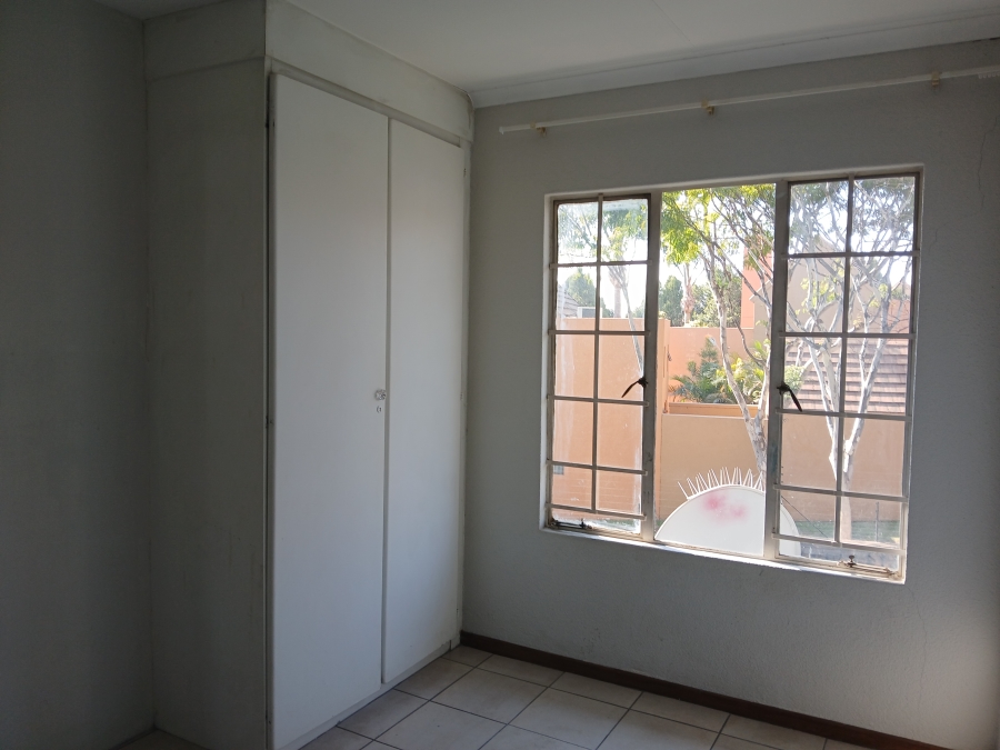 To Let 2 Bedroom Property for Rent in Randpark Ridge Gauteng