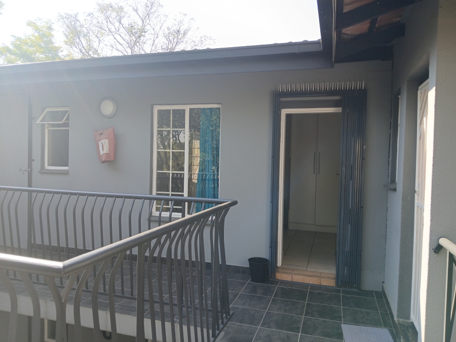 To Let 2 Bedroom Property for Rent in Randpark Ridge Gauteng