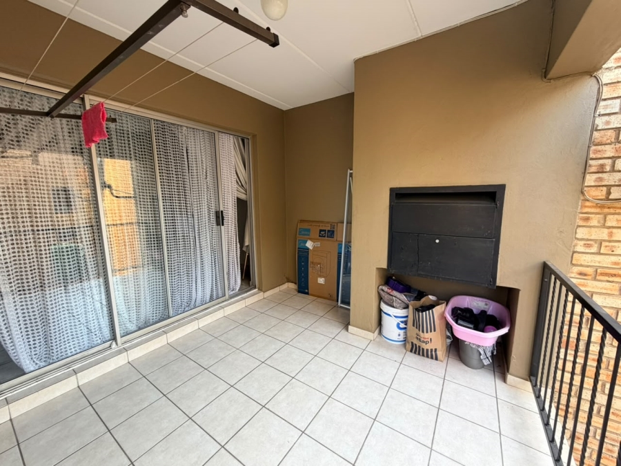 2 Bedroom Property for Sale in North Riding Gauteng
