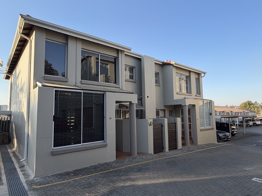 3 Bedroom Property for Sale in Bedford Gardens Gauteng
