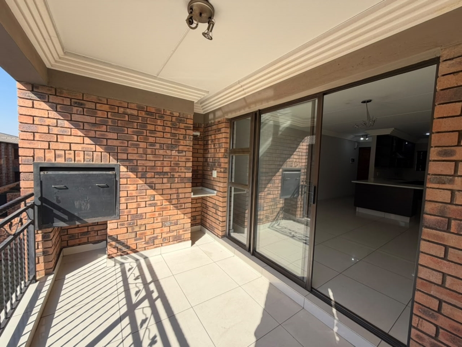 To Let 2 Bedroom Property for Rent in Ravenswood Gauteng