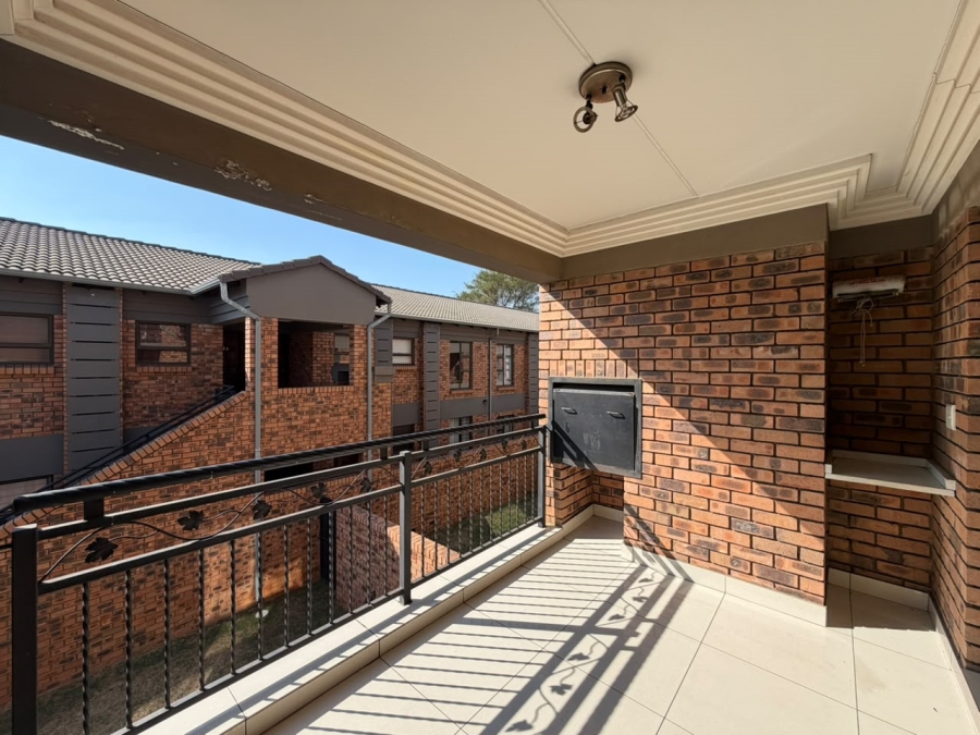 To Let 2 Bedroom Property for Rent in Ravenswood Gauteng