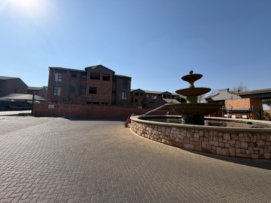 To Let 2 Bedroom Property for Rent in Ravenswood Gauteng