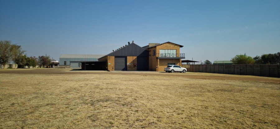 Commercial Property for Sale in Aureus Gauteng