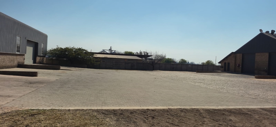 Commercial Property for Sale in Aureus Gauteng