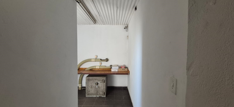 Commercial Property for Sale in Aureus Gauteng