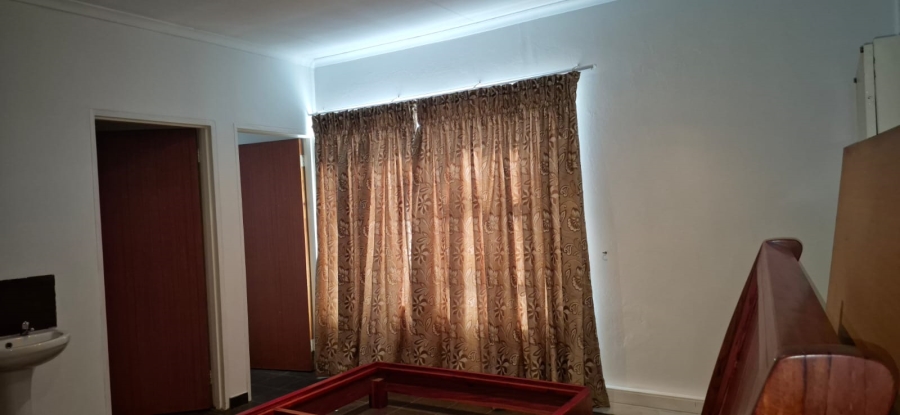 Commercial Property for Sale in Aureus Gauteng