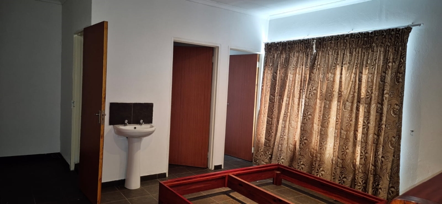 Commercial Property for Sale in Aureus Gauteng