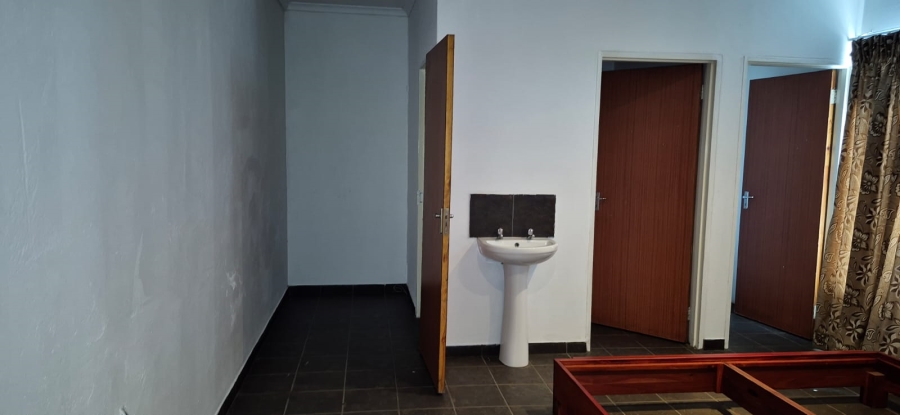 Commercial Property for Sale in Aureus Gauteng