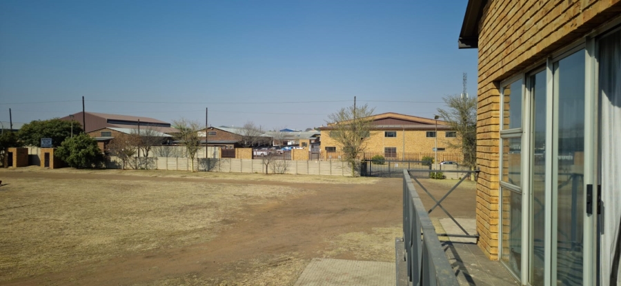Commercial Property for Sale in Aureus Gauteng