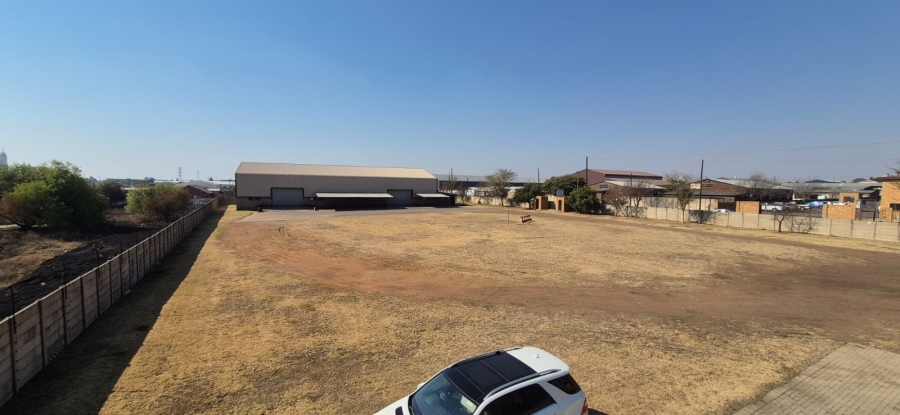 Commercial Property for Sale in Aureus Gauteng