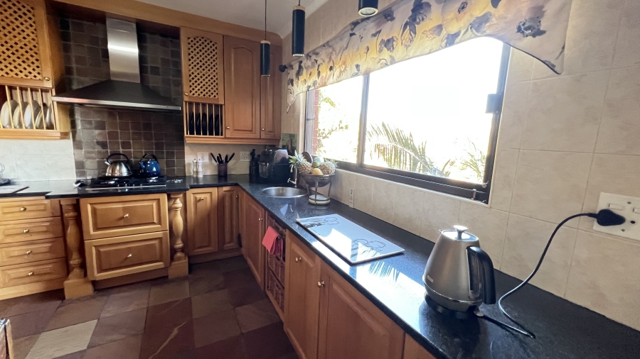 5 Bedroom Property for Sale in Roodekrans Gauteng