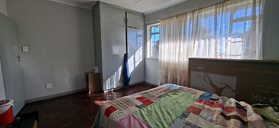 5 Bedroom Property for Sale in Monument Gauteng