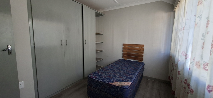 5 Bedroom Property for Sale in Monument Gauteng