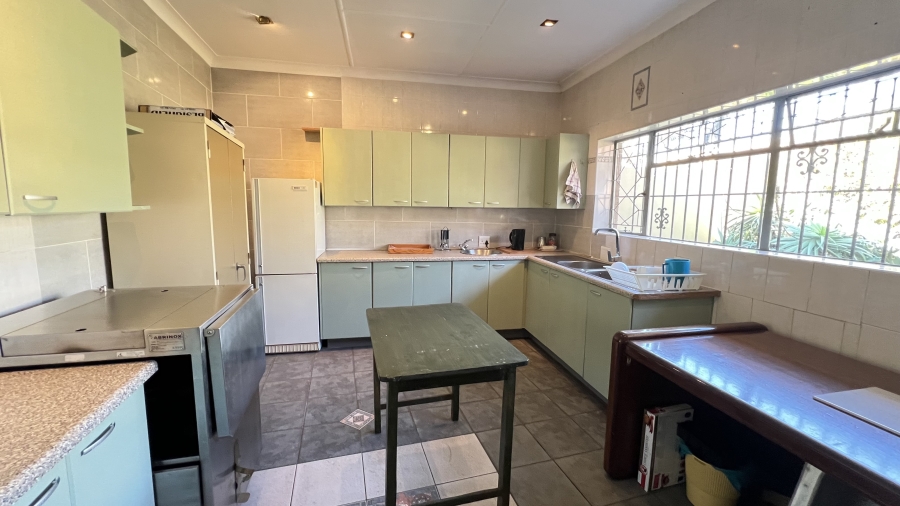 4 Bedroom Property for Sale in Florida Hills Gauteng