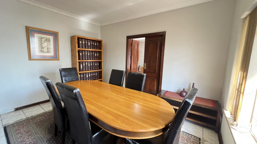 4 Bedroom Property for Sale in Florida Hills Gauteng