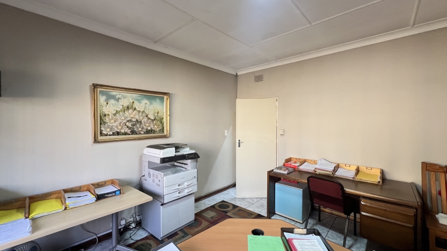 4 Bedroom Property for Sale in Florida Hills Gauteng