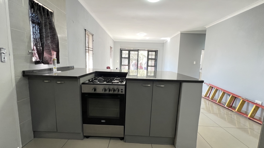 4 Bedroom Property for Sale in Florida Hills Gauteng