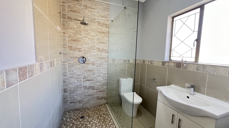 4 Bedroom Property for Sale in Florida Hills Gauteng