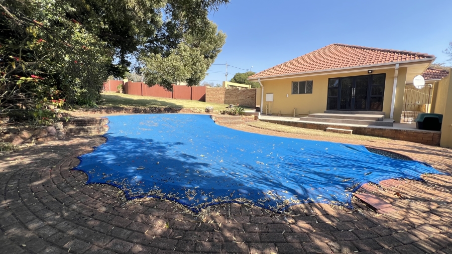 4 Bedroom Property for Sale in Florida Hills Gauteng