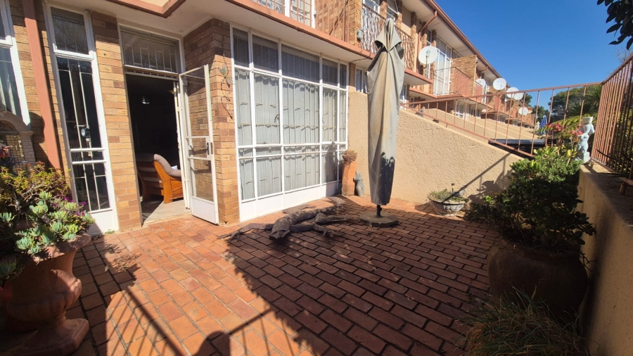 3 Bedroom Property for Sale in Krugersdorp North Gauteng