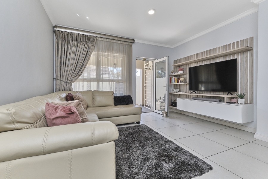 3 Bedroom Property for Sale in Bryanston Gauteng