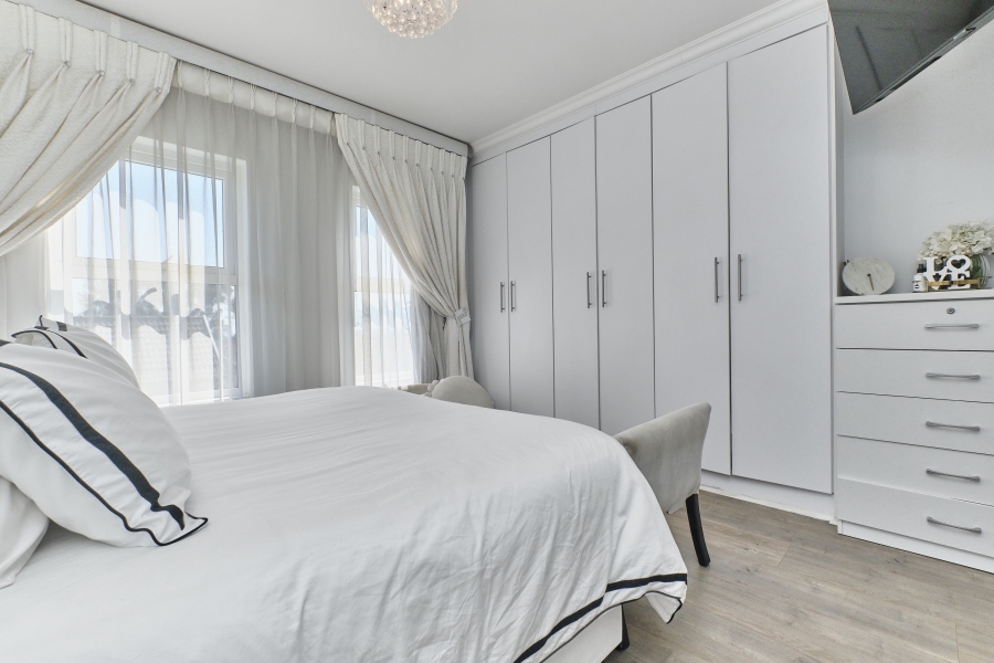 3 Bedroom Property for Sale in Bryanston Gauteng
