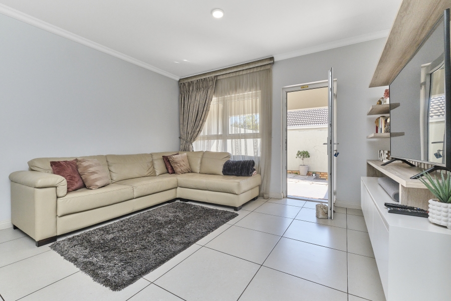 3 Bedroom Property for Sale in Bryanston Gauteng