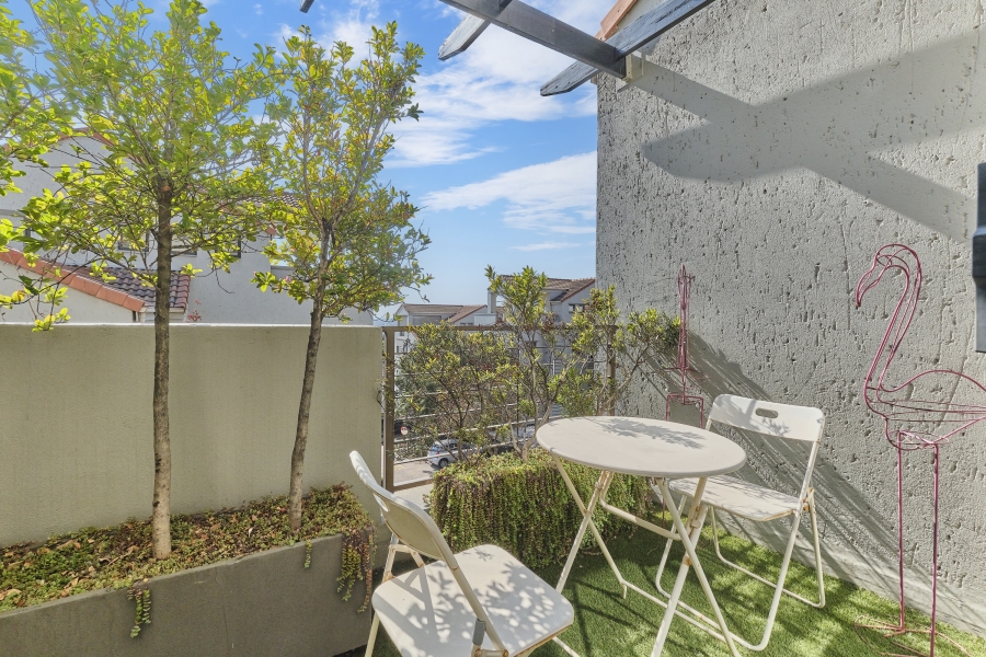 2 Bedroom Property for Sale in Bryanston Gauteng