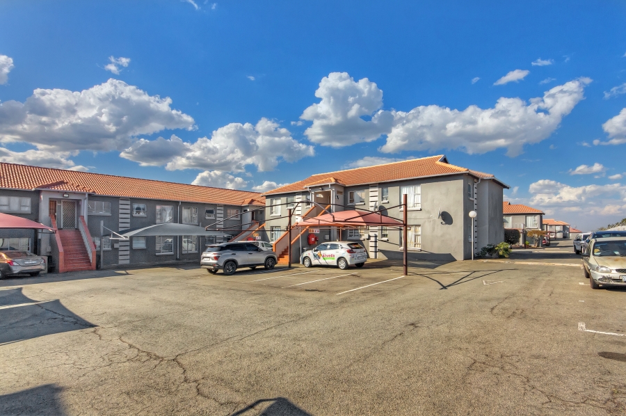3 Bedroom Property for Sale in South Hills Gauteng