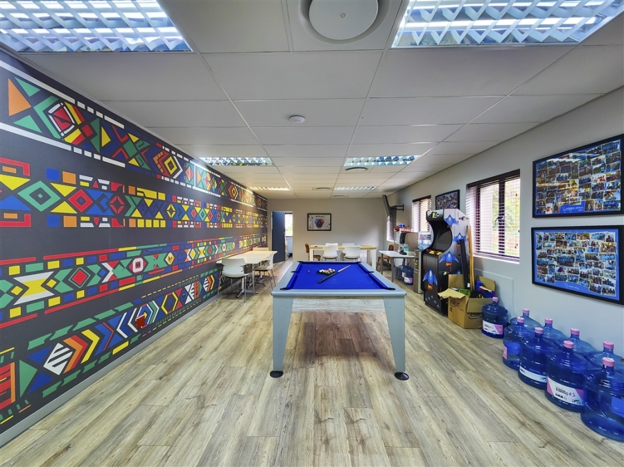 To Let Commercial Property for Rent in Strubensvallei Gauteng