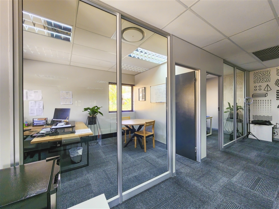 To Let Commercial Property for Rent in Strubensvallei Gauteng