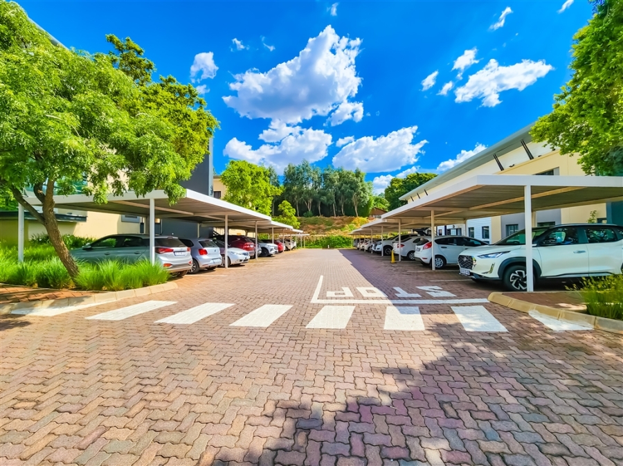 To Let Commercial Property for Rent in Strubensvallei Gauteng