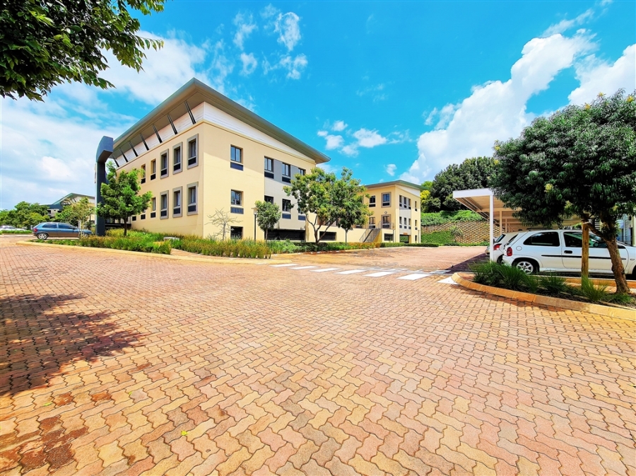 To Let Commercial Property for Rent in Strubensvallei Gauteng
