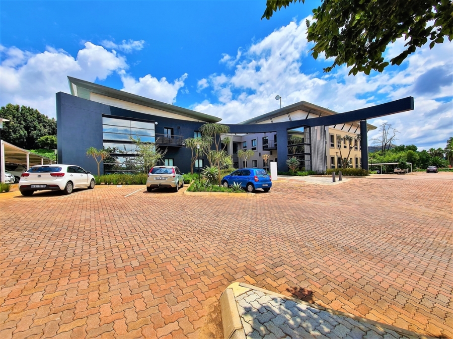 To Let Commercial Property for Rent in Strubensvallei Gauteng