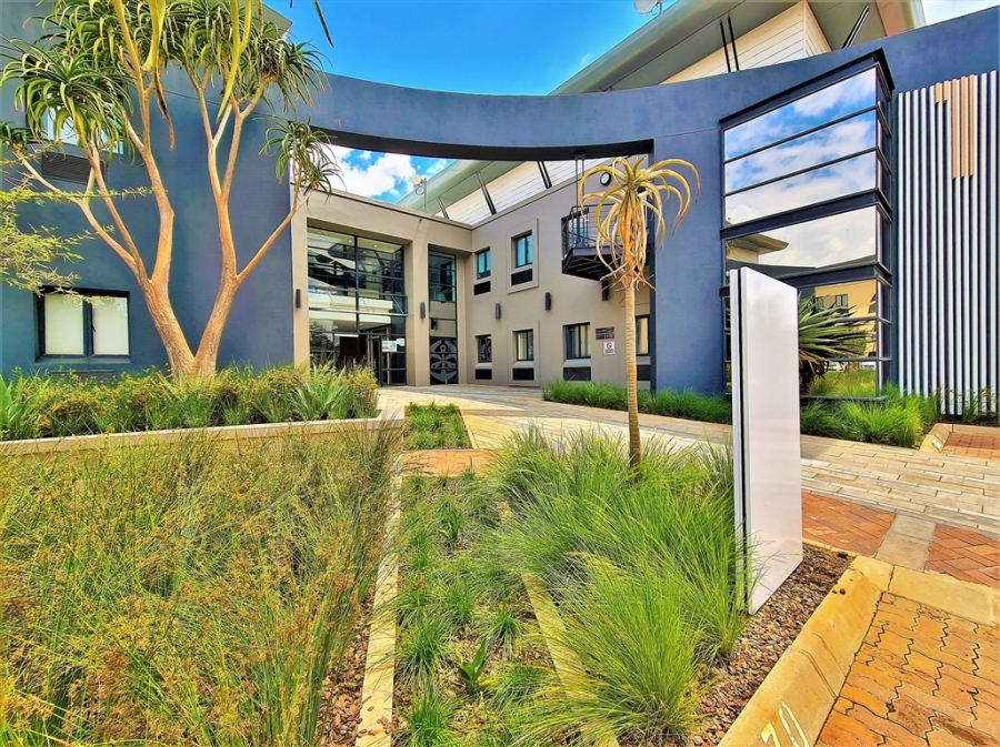 To Let Commercial Property for Rent in Strubensvallei Gauteng
